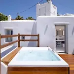 Legacy Daire Mykonos Town